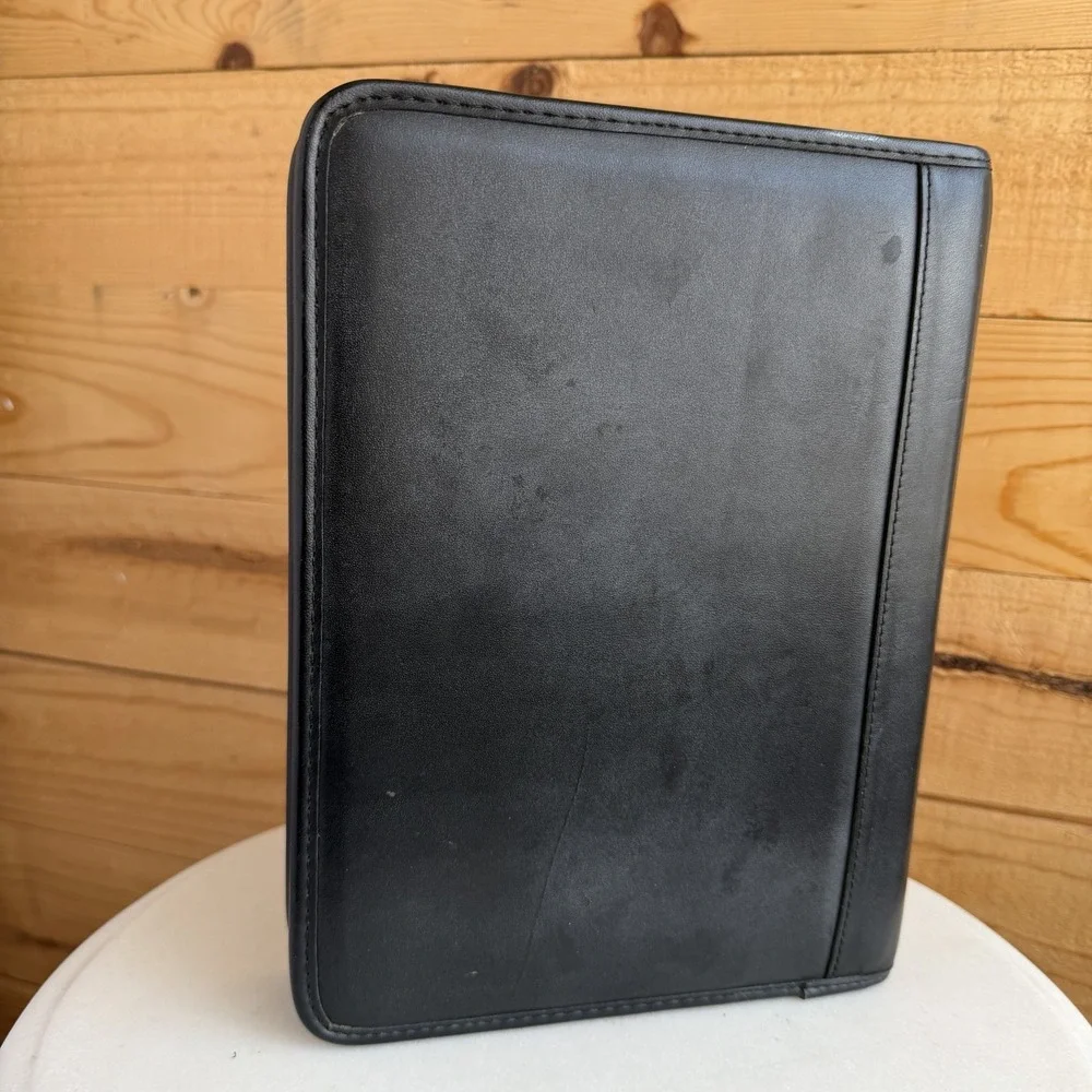 VTG Franklin Covey Planner 7 Ring Leather Zip Around Classic Black Pockets